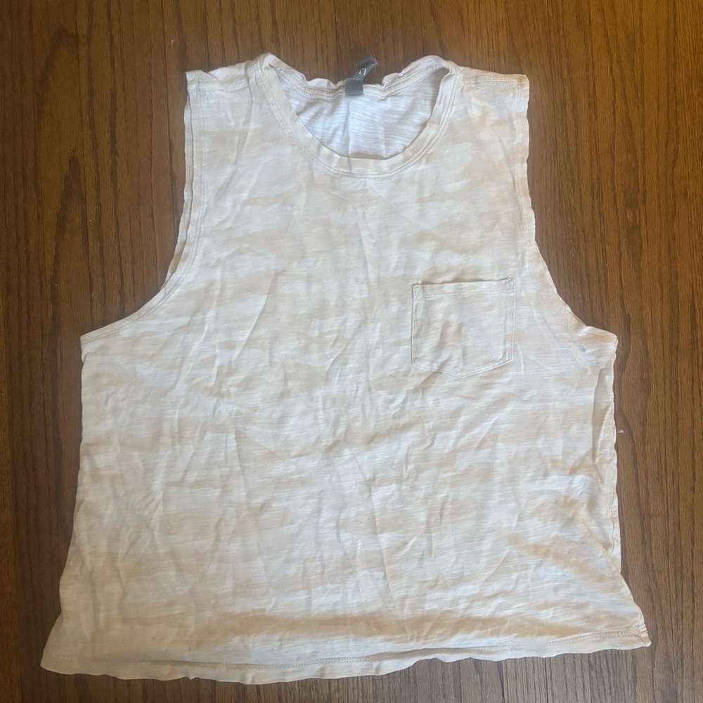 Vuori Sunset Tank, Bisque Tan Camo, Size Medium